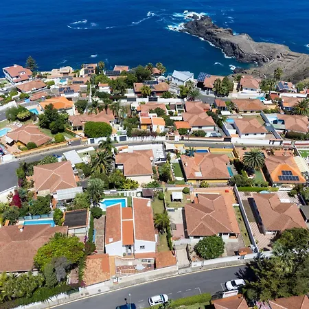 Fantastic With Amazing Sea Views בית נופש