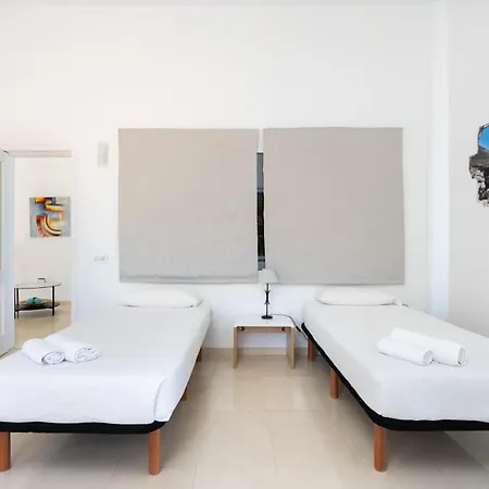 Fantastic With Amazing Sea Views בית נופש *