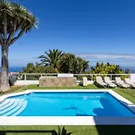 Fantastic With Amazing Sea Views *