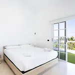Fantastic With Amazing Sea Views