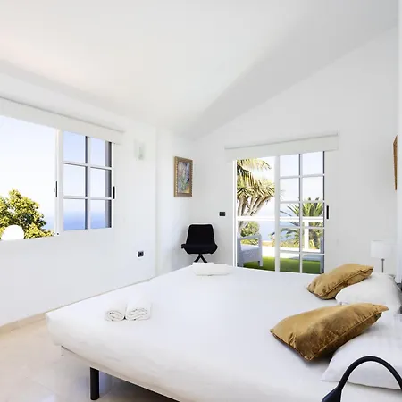 Fantastic With Amazing Sea Views