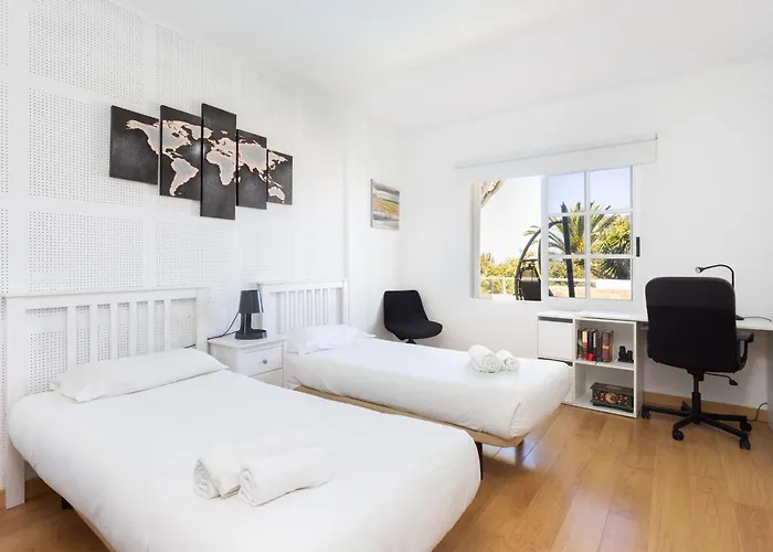 Fantastic With Amazing Sea Views *