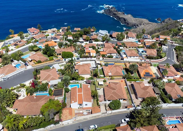 Fantastic With Amazing Sea Views Vakantiehuis