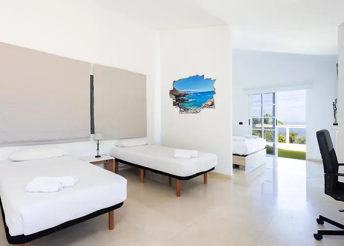 Fantastic With Amazing Sea Views Vakantiehuis