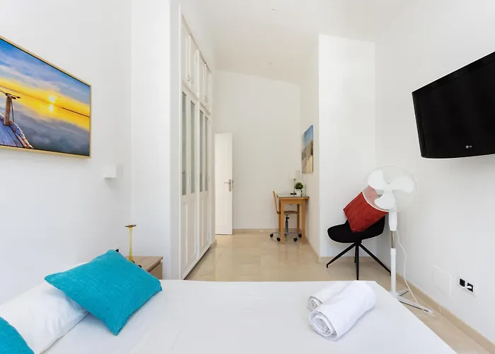 Fantastic With Amazing Sea Views Vakantiehuis