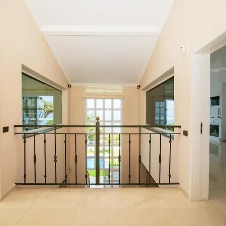 Fantastic With Amazing Sea Views