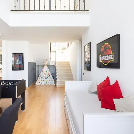 Hébergement de vacances Fantastic With Amazing Sea Views