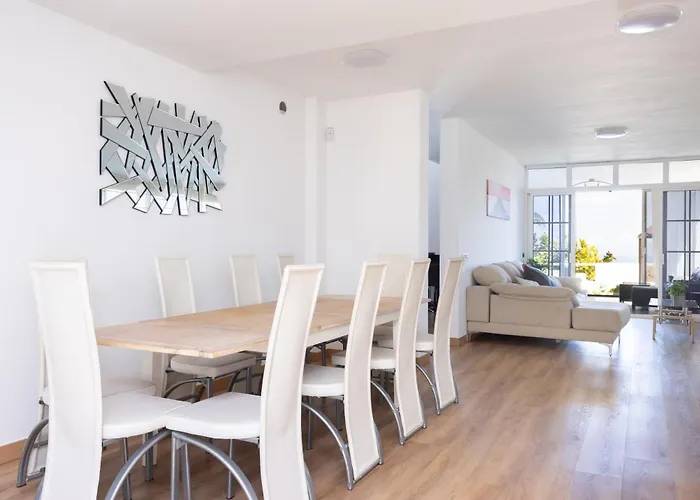 Casa vacanze Fantastic With Amazing Sea Views Puntillo Del Sol