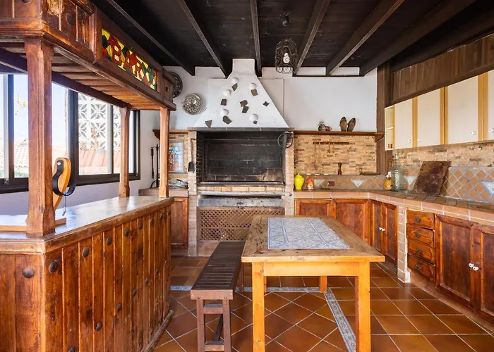 Fantastic With Amazing Sea Views Ferienhaus